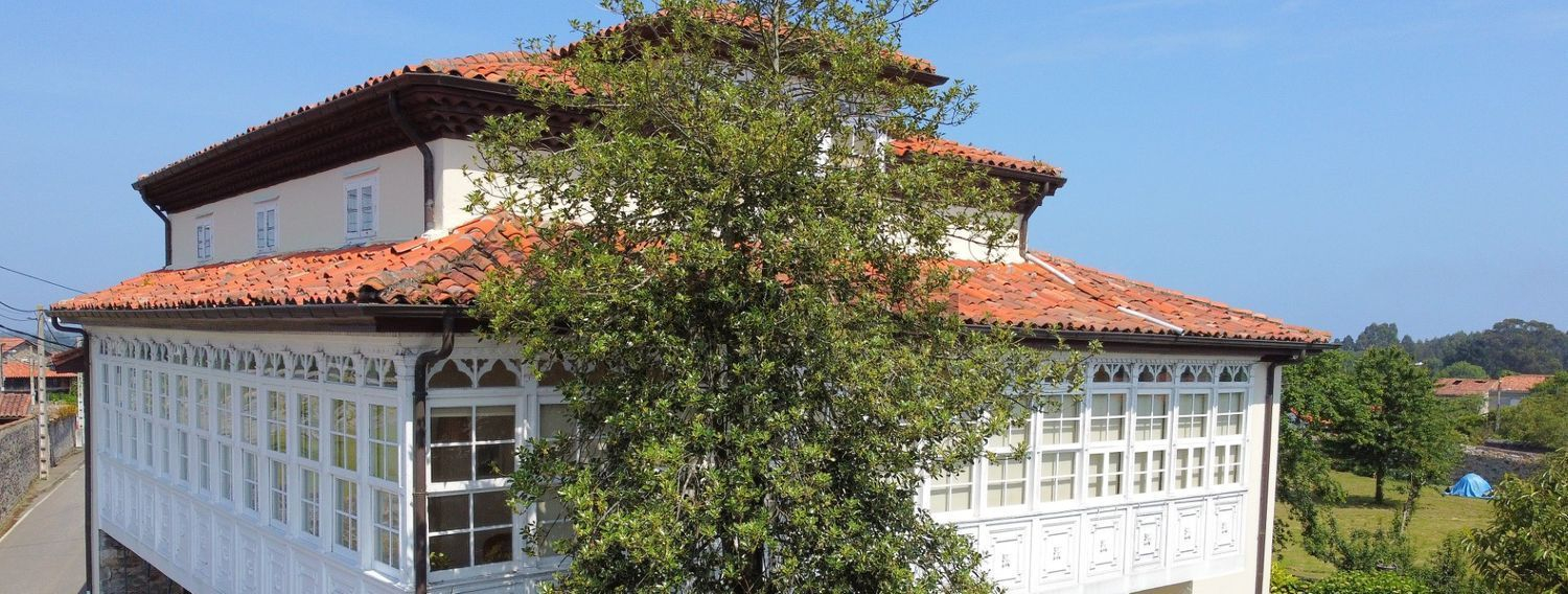 Renovated Manor House near the Coast – photo 1